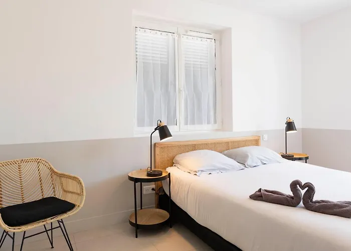 Acacias - Au Coeur De Villa Saint-Tropez