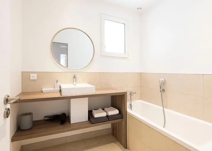 Acacias - Au Coeur De